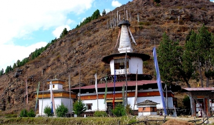 Dungtse Lhakhang